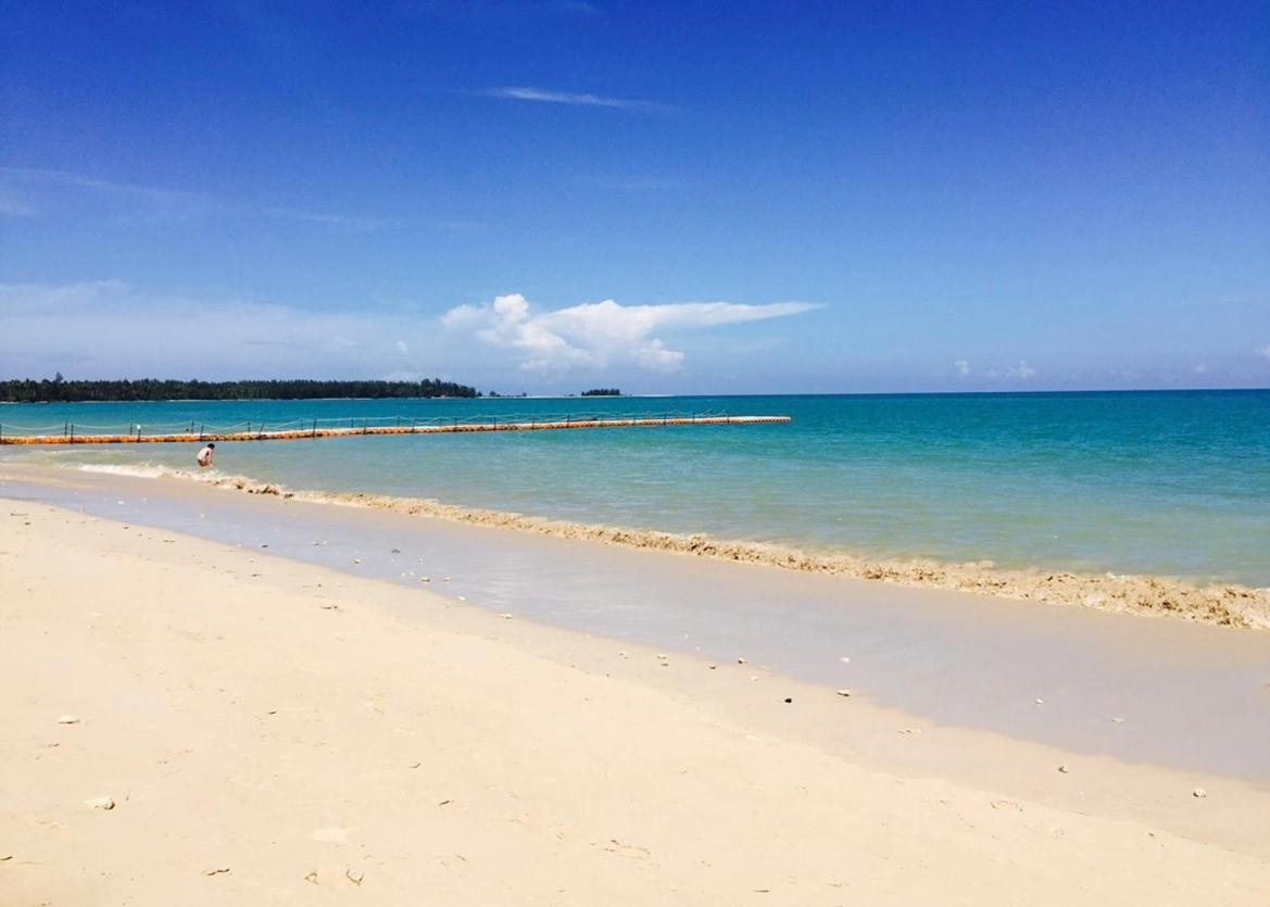 Ao Thong Beach Resort Bang Sak Exterior photo